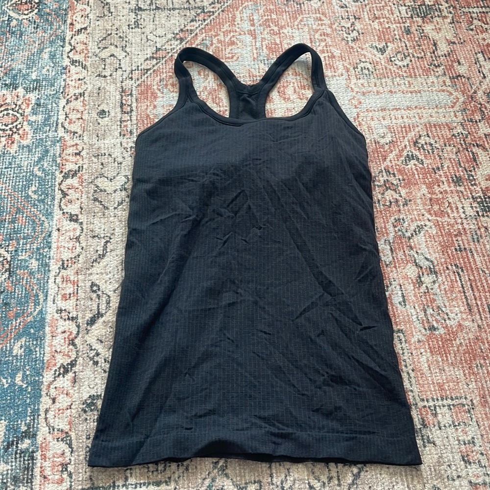 Black lululemon tank top with built in sports bra